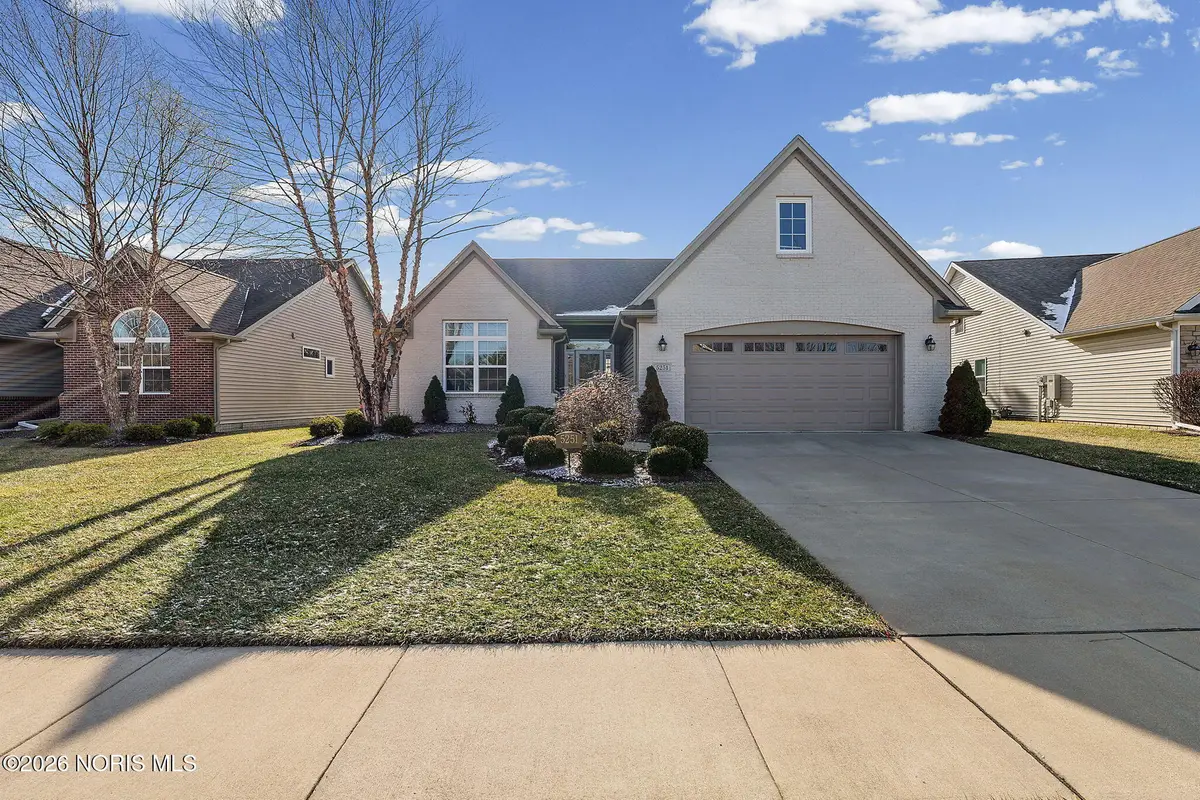 5251 Quarry Side Drive, Sylvania, OH 43560 - Image #1