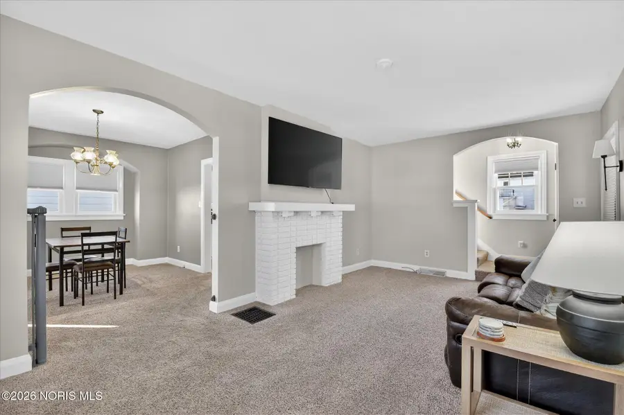 2537 Ivy Place, Toledo, OH 43613 - #3