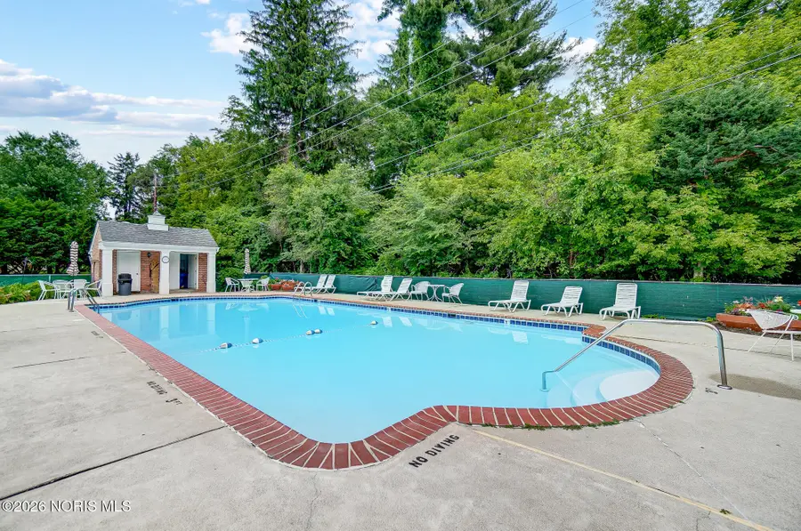 5679 Monroe Street, Sylvania, OH 43560 - Image #2