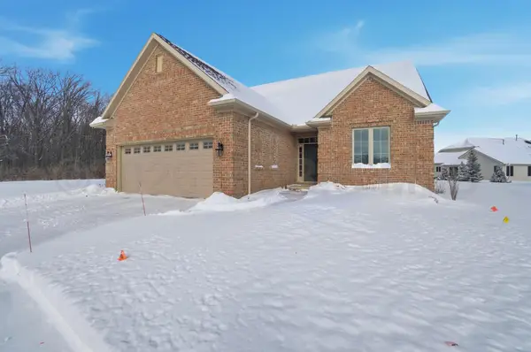 1631 Winterwood Court, Bowling Green, OH 43402