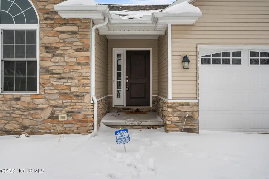 1015 Plumcreek Road, Toledo, OH 43615 - #3