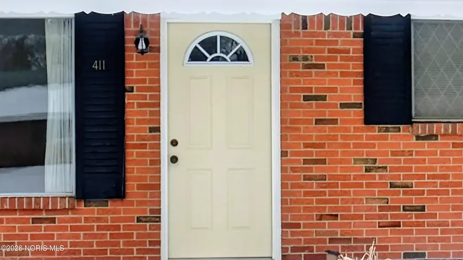 411 Danesmoor Road, Holland, OH 43528 - Image #2