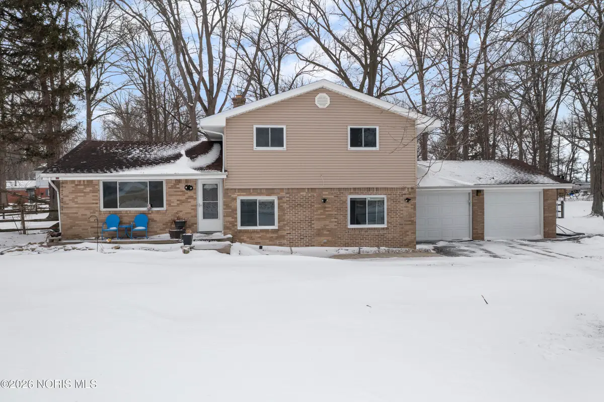 1611 Latcha Road, Millbury, OH 43447 - Image #1