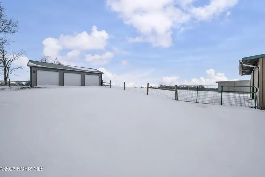 8239 S State Route 53, McCutchenville, OH 44844 - #3