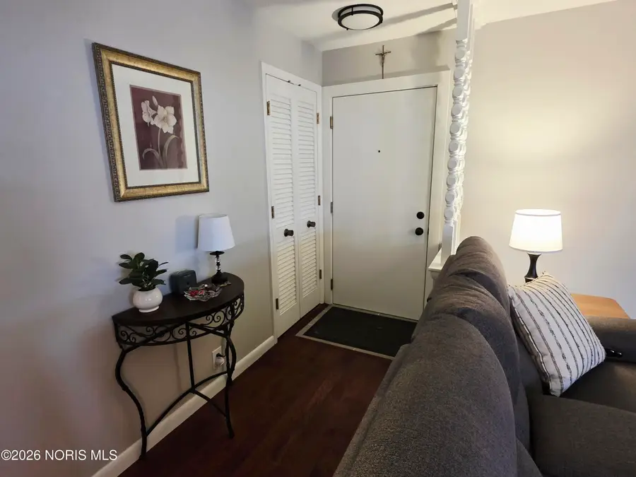 4025 Newcastle Drive, Sylvania, OH 43560 - Image #2