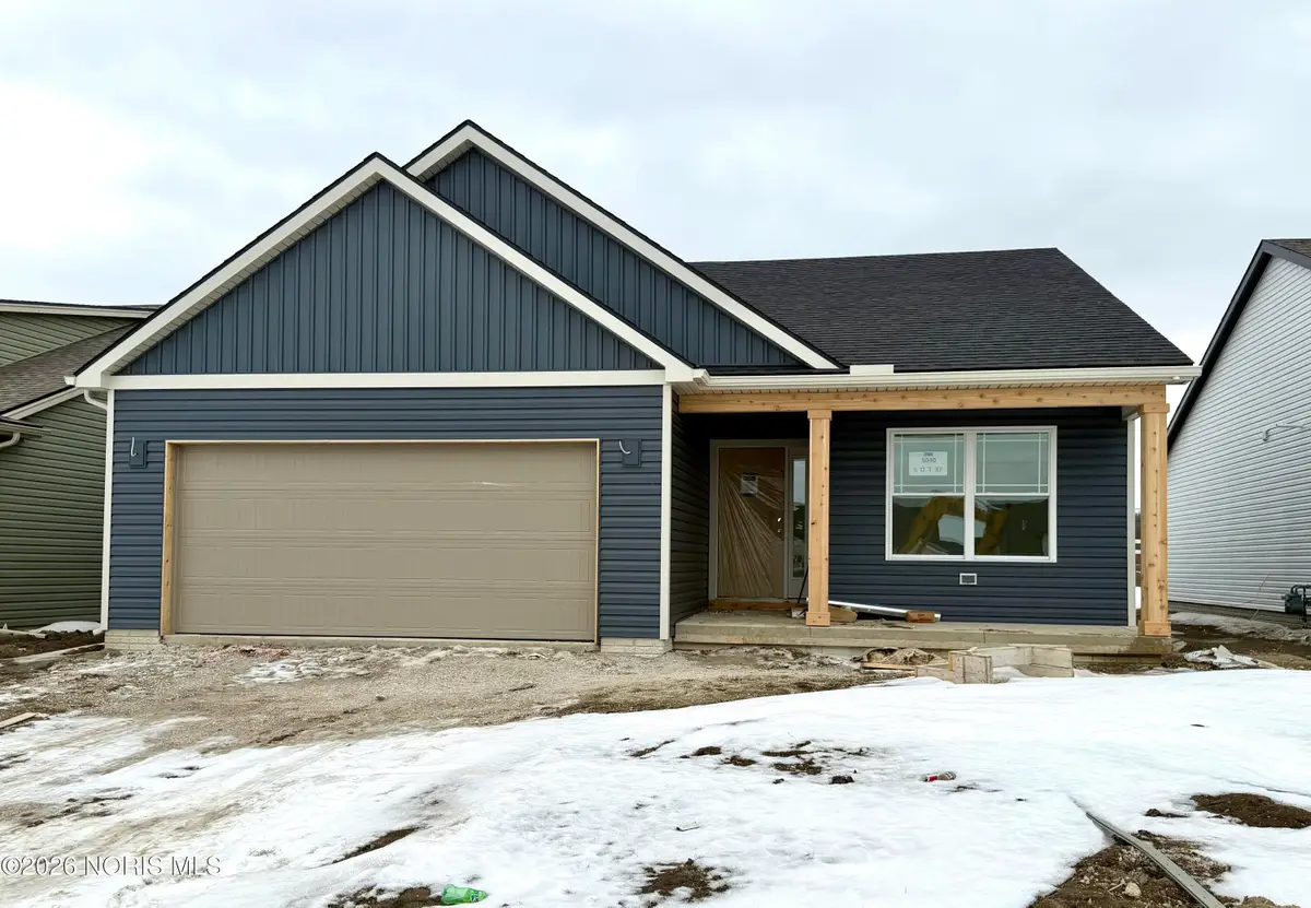 5040 Easton Drive, Oregon, OH 43616 - #1