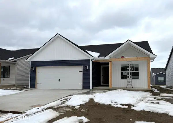 5029 Easton Drive, Oregon, OH 43616