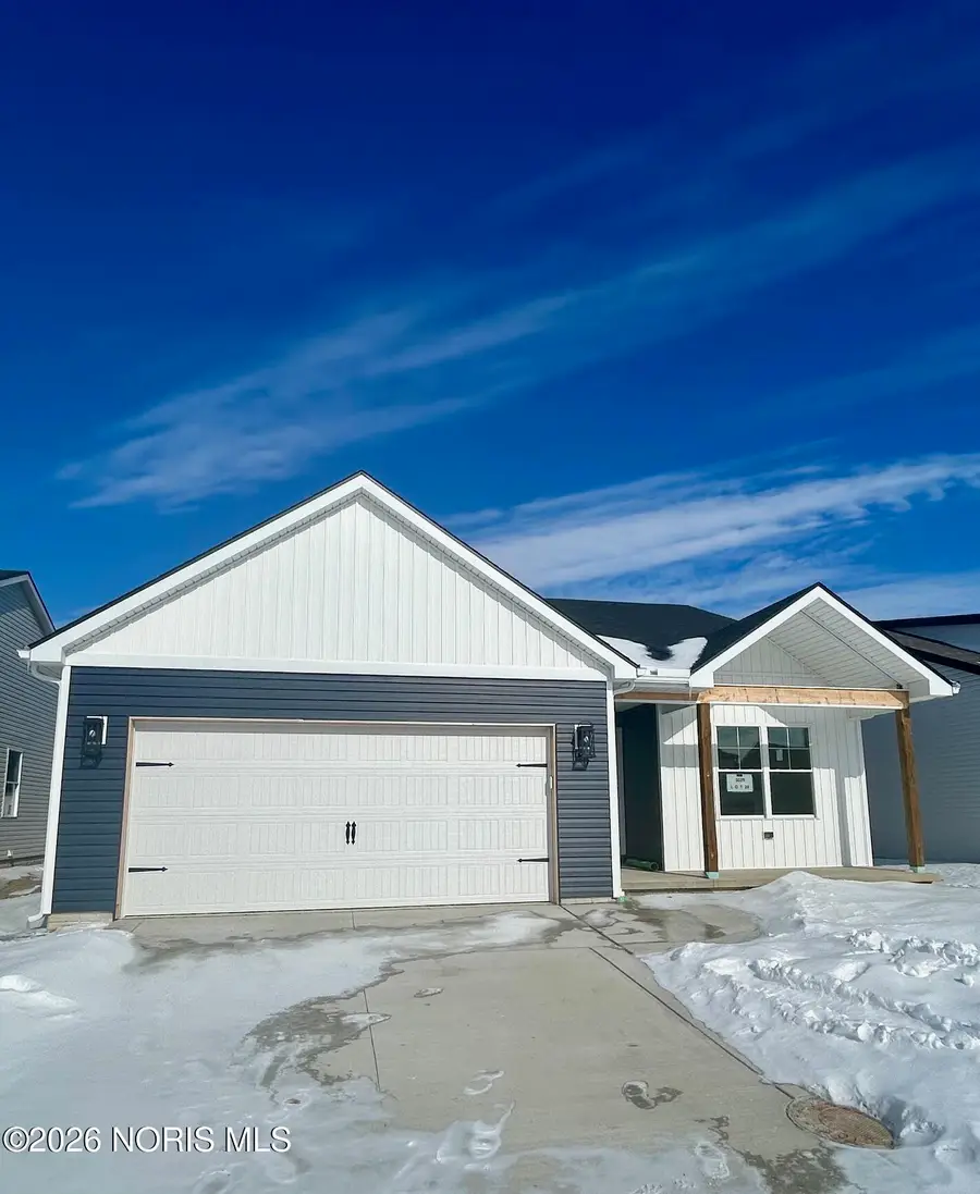 5029 Easton Drive, Oregon, OH 43616 - #2