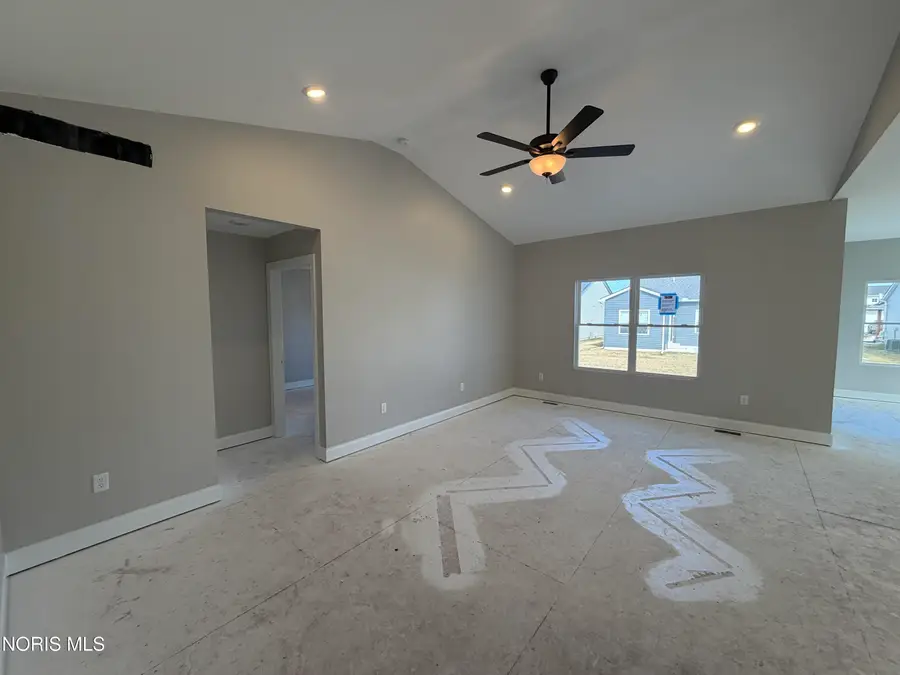 5033 Easton Drive, Oregon, OH 43616 - #2