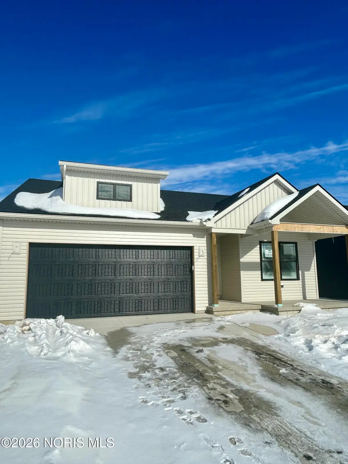 5025 Easton Drive, Oregon, OH 43616 - #1