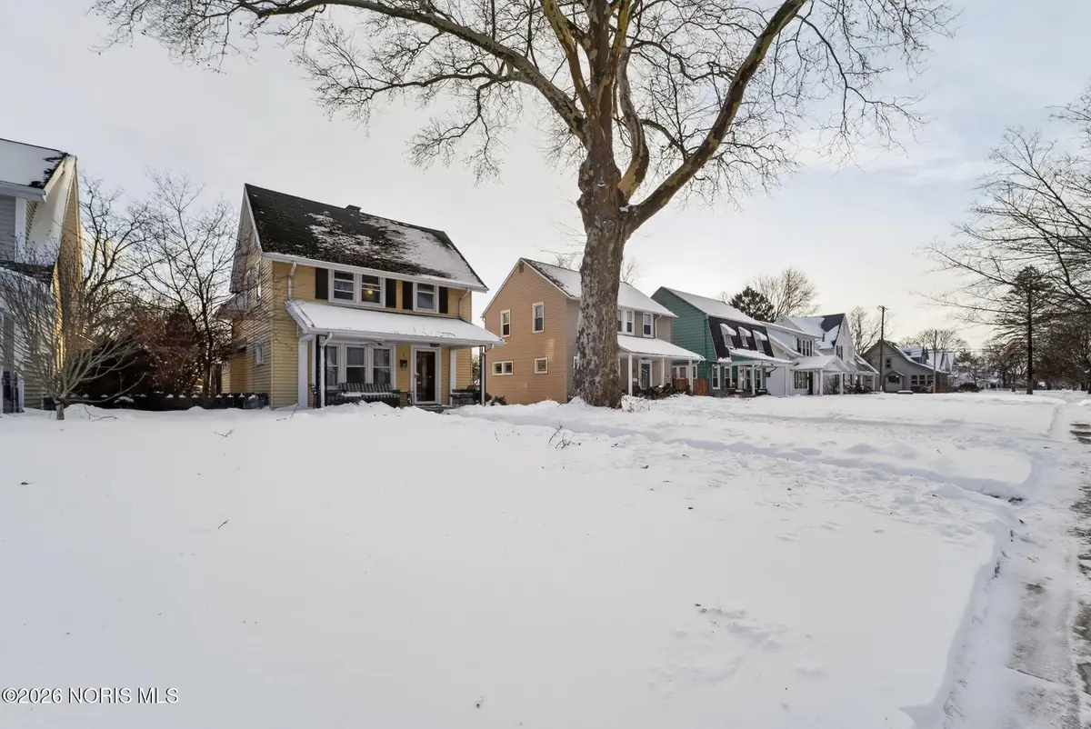 2239 Eastbrook Drive, Toledo, OH 43613 - #1