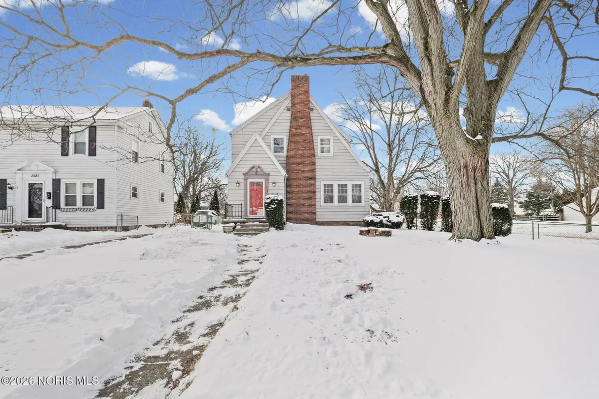 2285 Castlewood Drive, Toledo, OH 43613 - #1