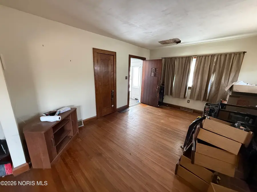 4352 Packard Road, Toledo, OH 43612 - #2