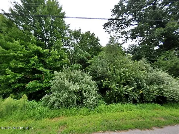 8420 Angola Road, Holland, OH 43528