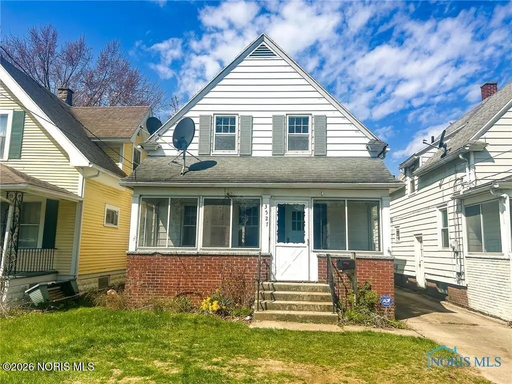 3527 Hazelhurst Avenue, Toledo, OH 43612 - Image #1