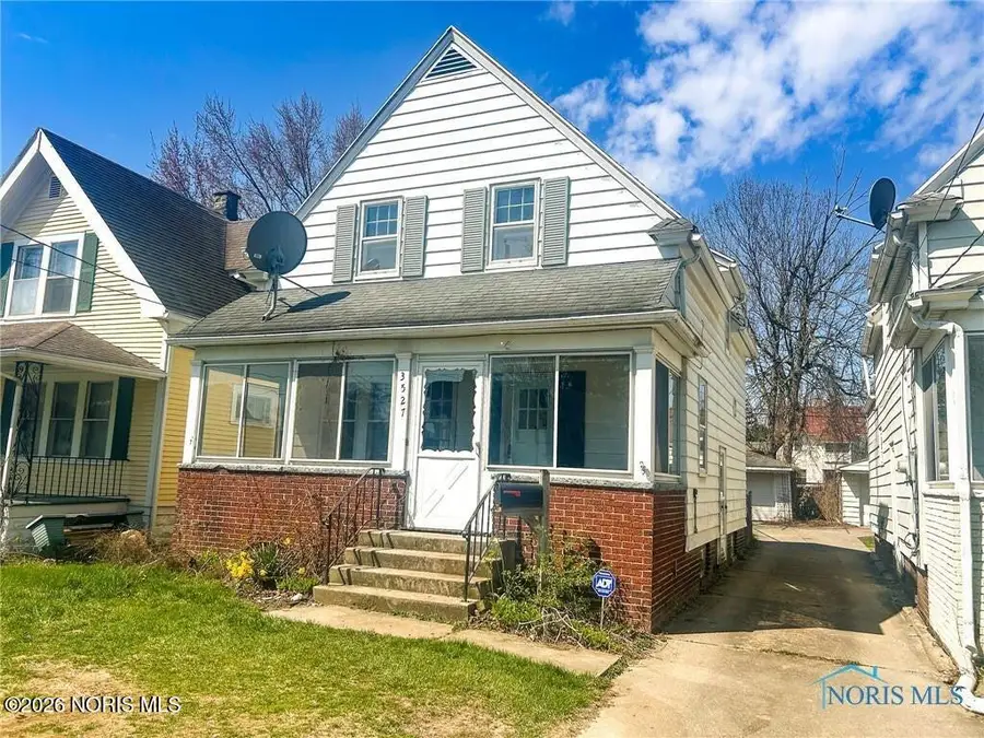 3527 Hazelhurst Avenue, Toledo, OH 43612 - Image #2
