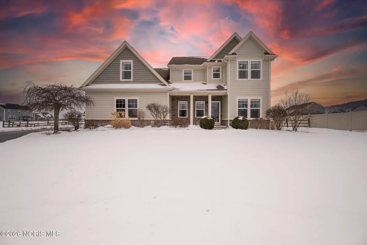 6351 Glen Stream, Waterville, OH 43566 - Image #1