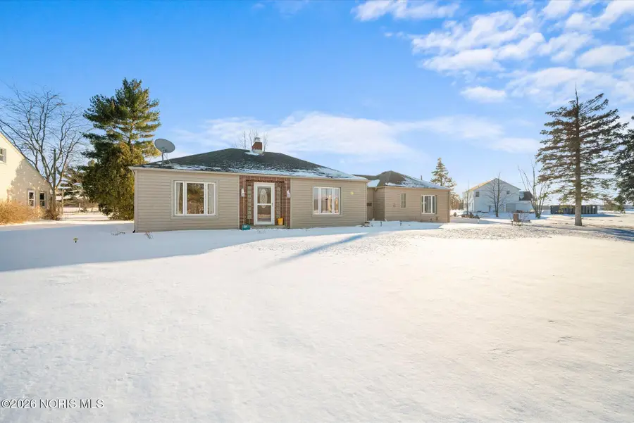 907 Huddle Road, Napoleon, OH 43545 - Image #2