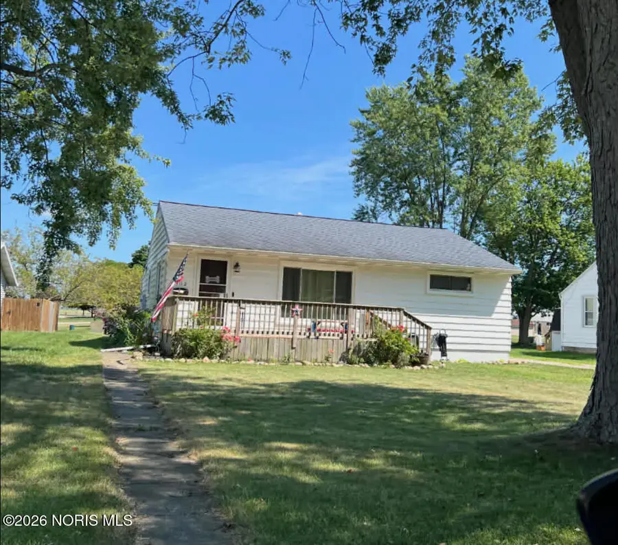 1112 Delaware Avenue, Montpelier, OH 43543 - #2