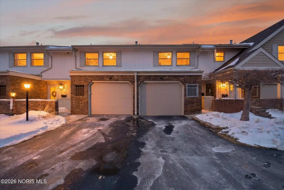 6818 Fenwyck Road, Maumee, OH 43537 - Image #1