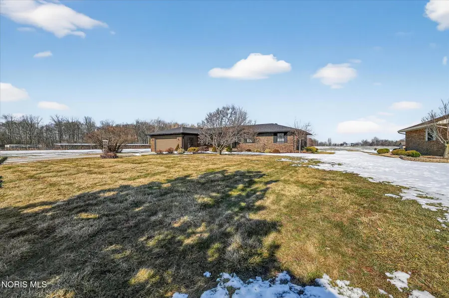 5531 Brown Road, Oregon, OH 43616 - #2