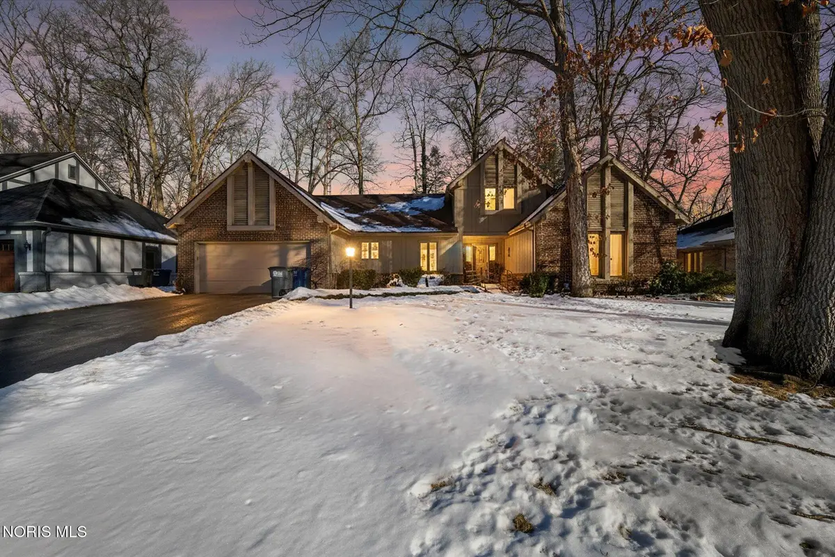 4456 Woodbriar Drive, Toledo, OH 43623 - #1