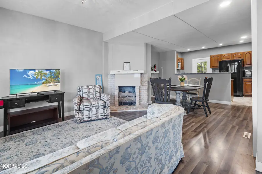 122 Columbia Street, Toledo, OH 43620 - #2