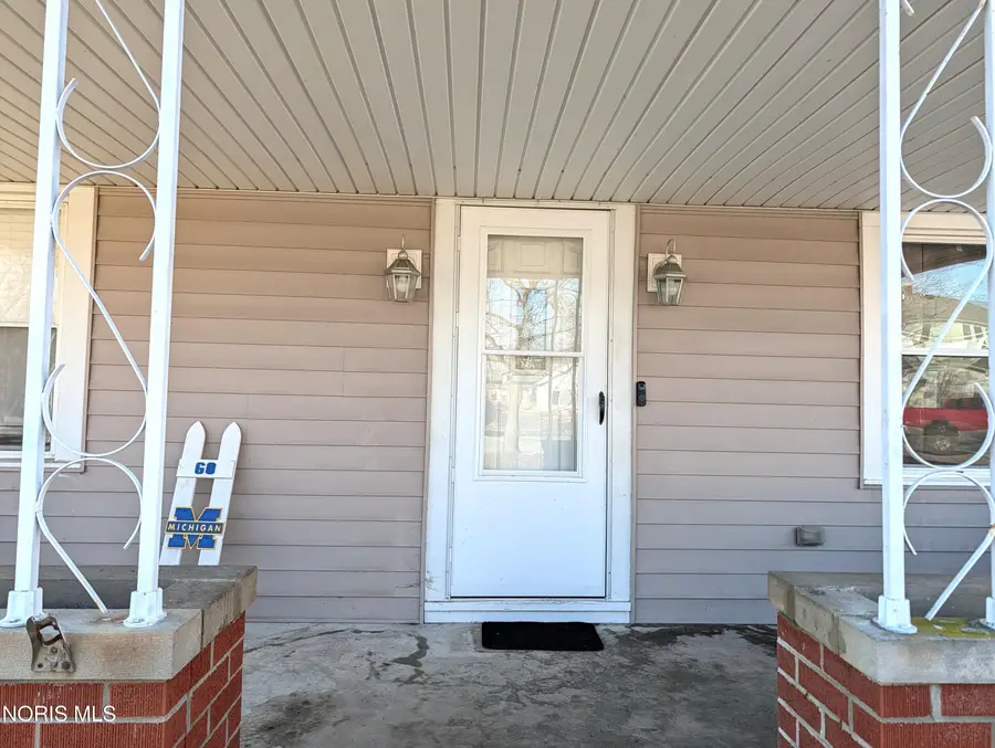 542 S Beech Street, Bryan, OH 43506 - #3