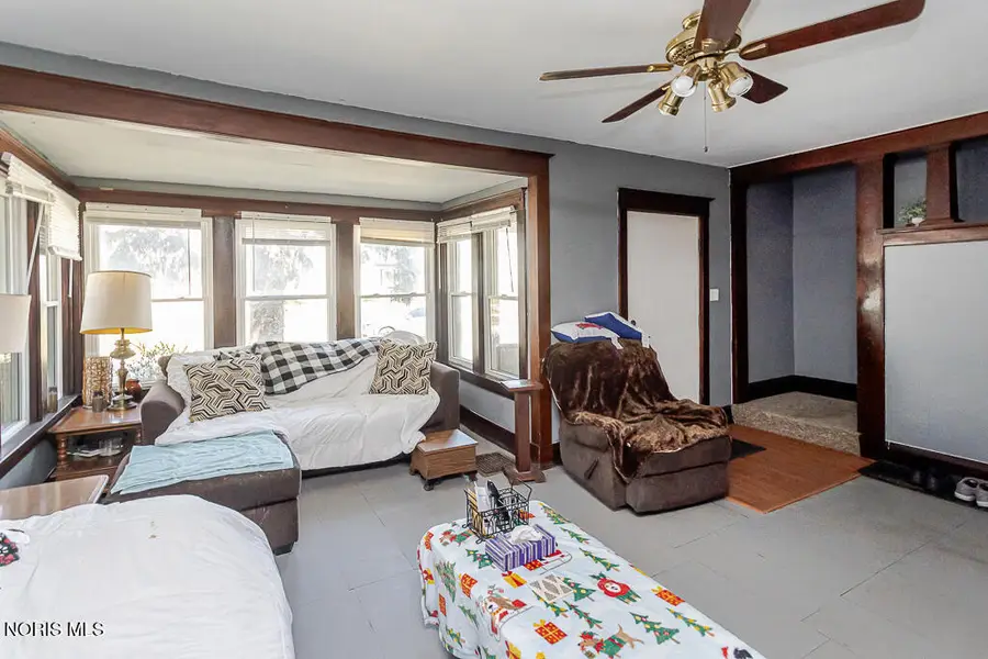 119 Gradolph Street, Toledo, OH 43612 - #3