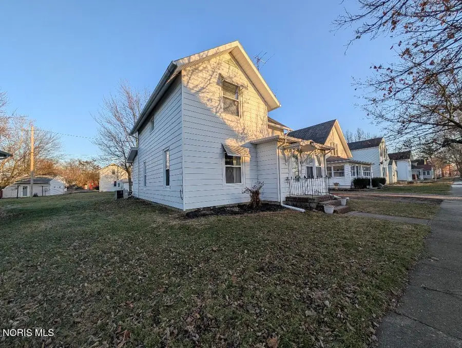 413 Kaufman Street, Holgate, OH 43527 - #3