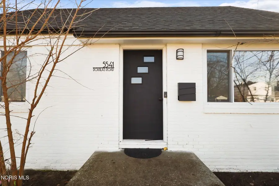 5541 Douglas Road, Toledo, OH 43613 - #2