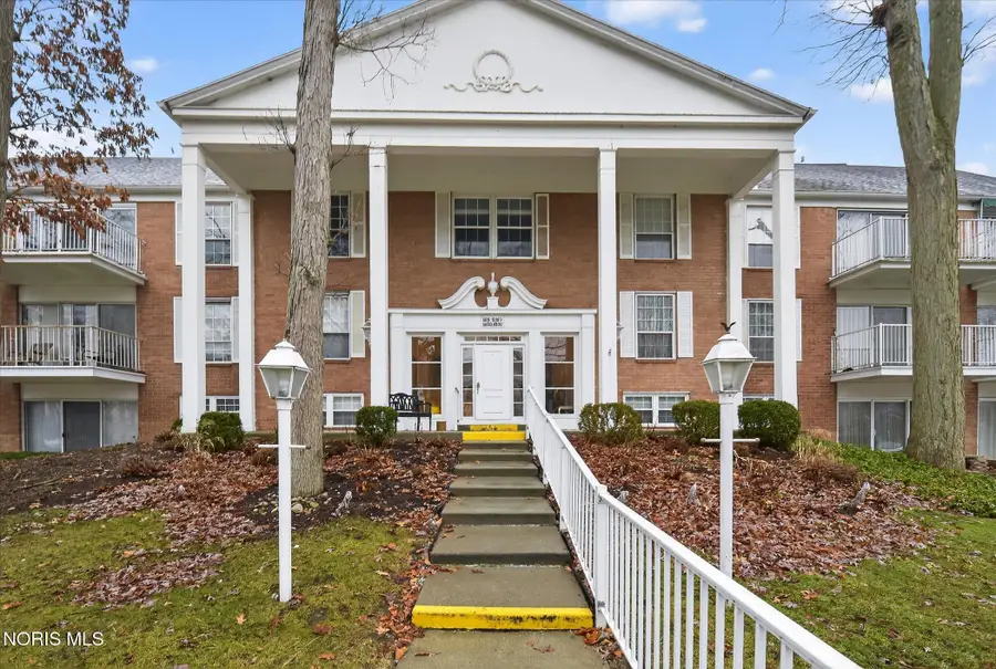 5679 Monroe Street #303, Sylvania, OH 43560 - #3