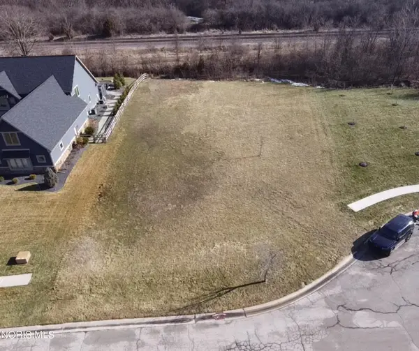 30266 Jacqueline Place, Perrysburg, OH 43551