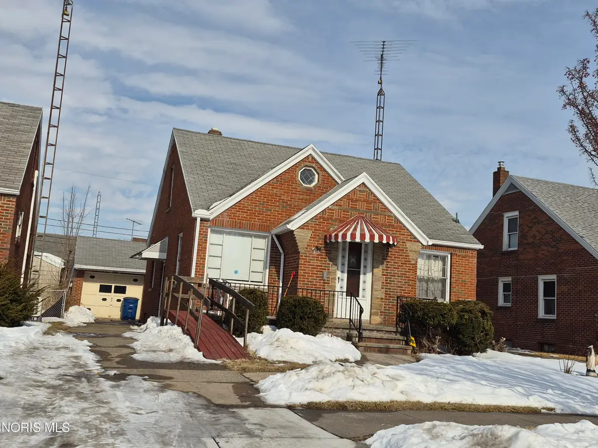 307 Majestic Drive, Toledo, OH 43608 - #1