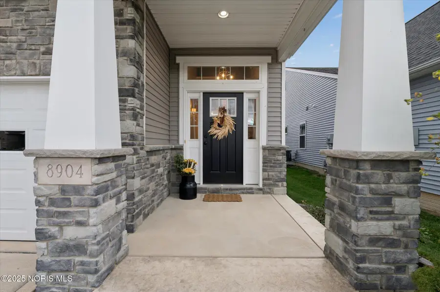 8904 N Park Lake Circle, Sylvania, OH 43560 - #3