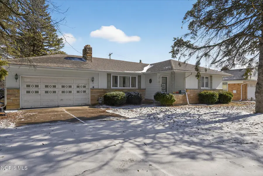 2109 Heatherlawn Drive, Toledo, OH 43614 - #3