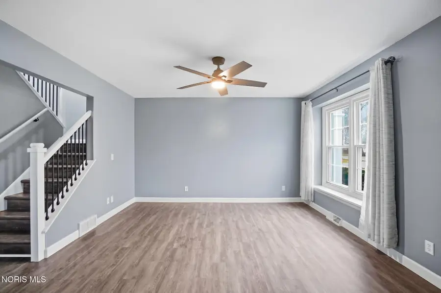 6655 Garden Road, Maumee, OH 43537 - #3