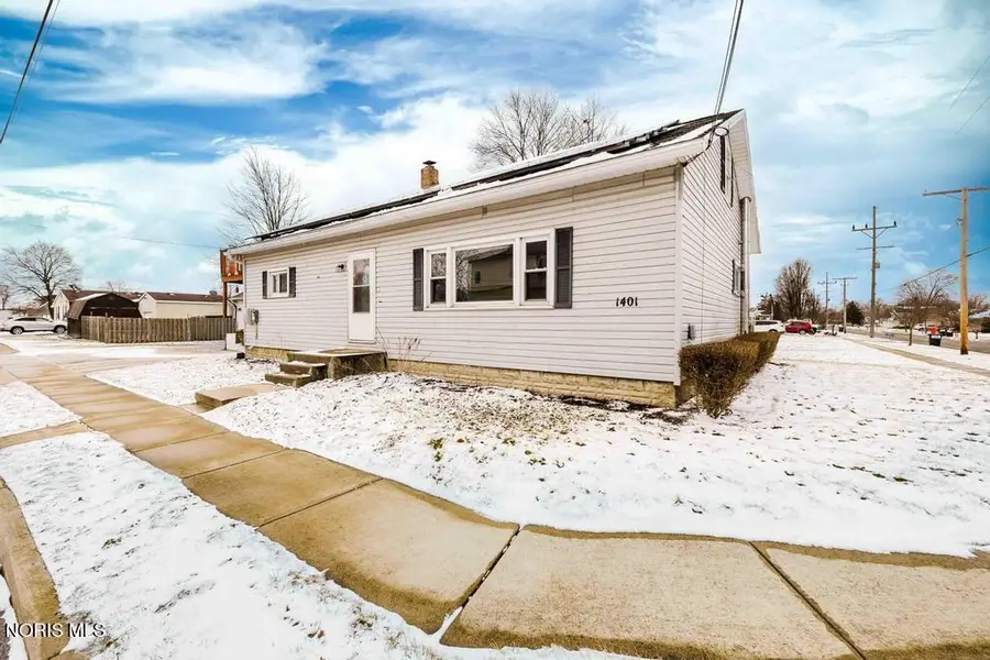 1401 Logan Avenue, Findlay, OH 45840 - #3