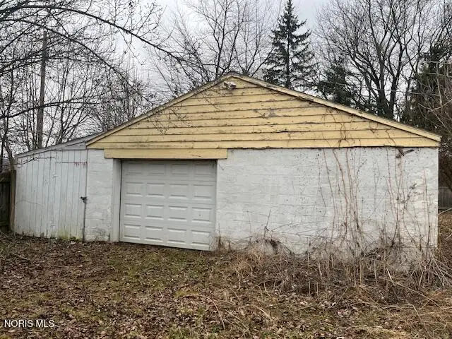 408 W 7th Street, Sycamore, OH 44882 - #2