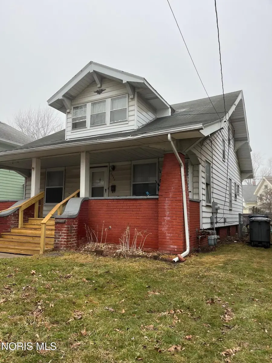 2052 South Avenue, Toledo, OH 43609 - #2