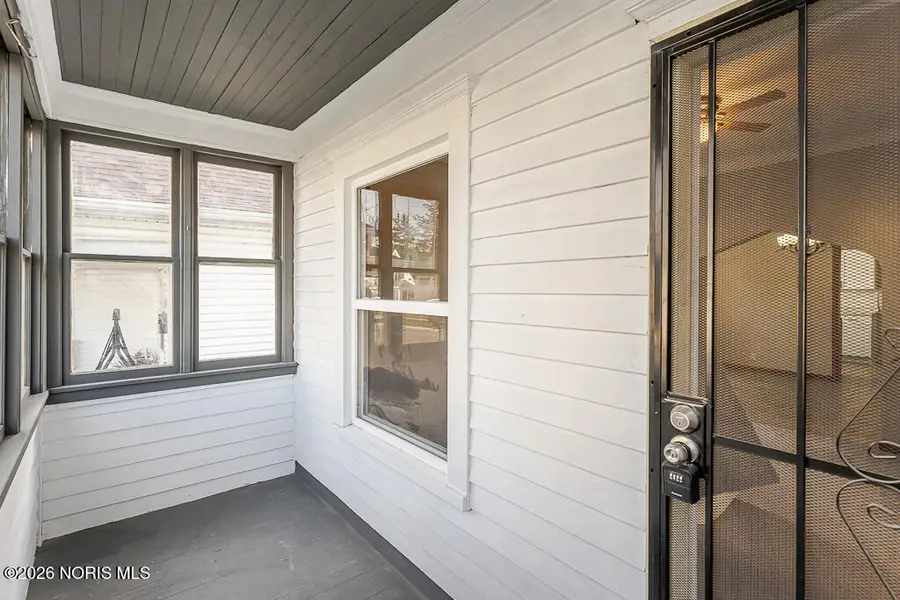 933 Waverly Avenue, Toledo, OH 43607 - #2