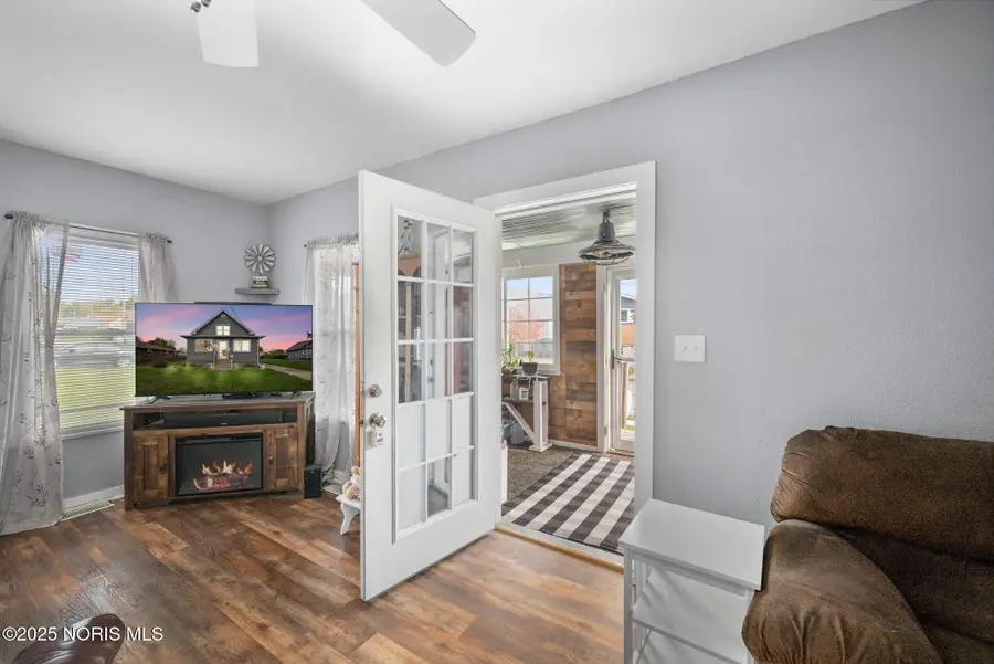 5301 303rd Street, Toledo, OH 43611 - #3