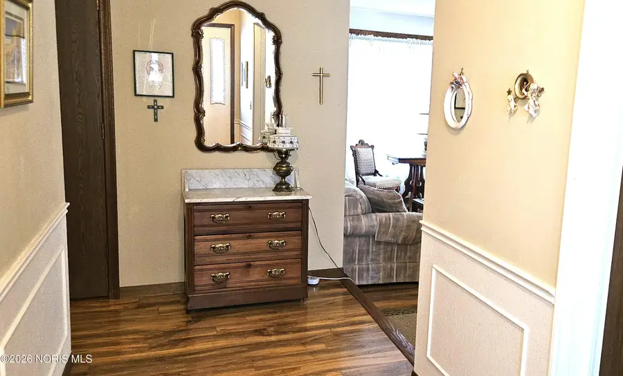 7009 Shadowcreek Drive, Maumee, OH 43537 - #3