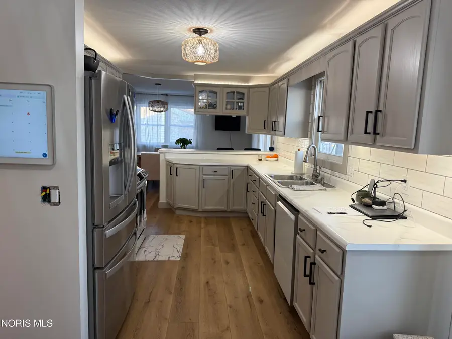 851 Anthony Wayne Boulevard, Defiance, OH 43512 - #3