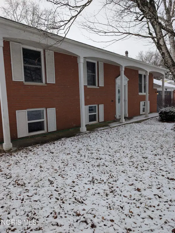 404 W 7th Street, Sycamore, OH 44882