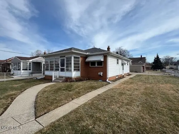 5202 302nd Street, Toledo, OH 43611