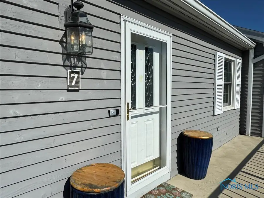 2212 N Carriage Lane #7, Port Clinton, OH 43452 - #2