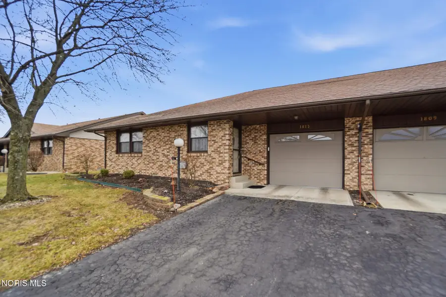 1813 Manor Hill Road, Findlay, OH 45840 - #2