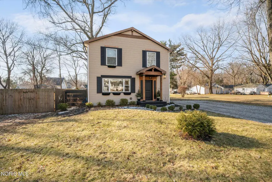 5131 Bainbridge Rd, Toledo, OH 43623 - #2