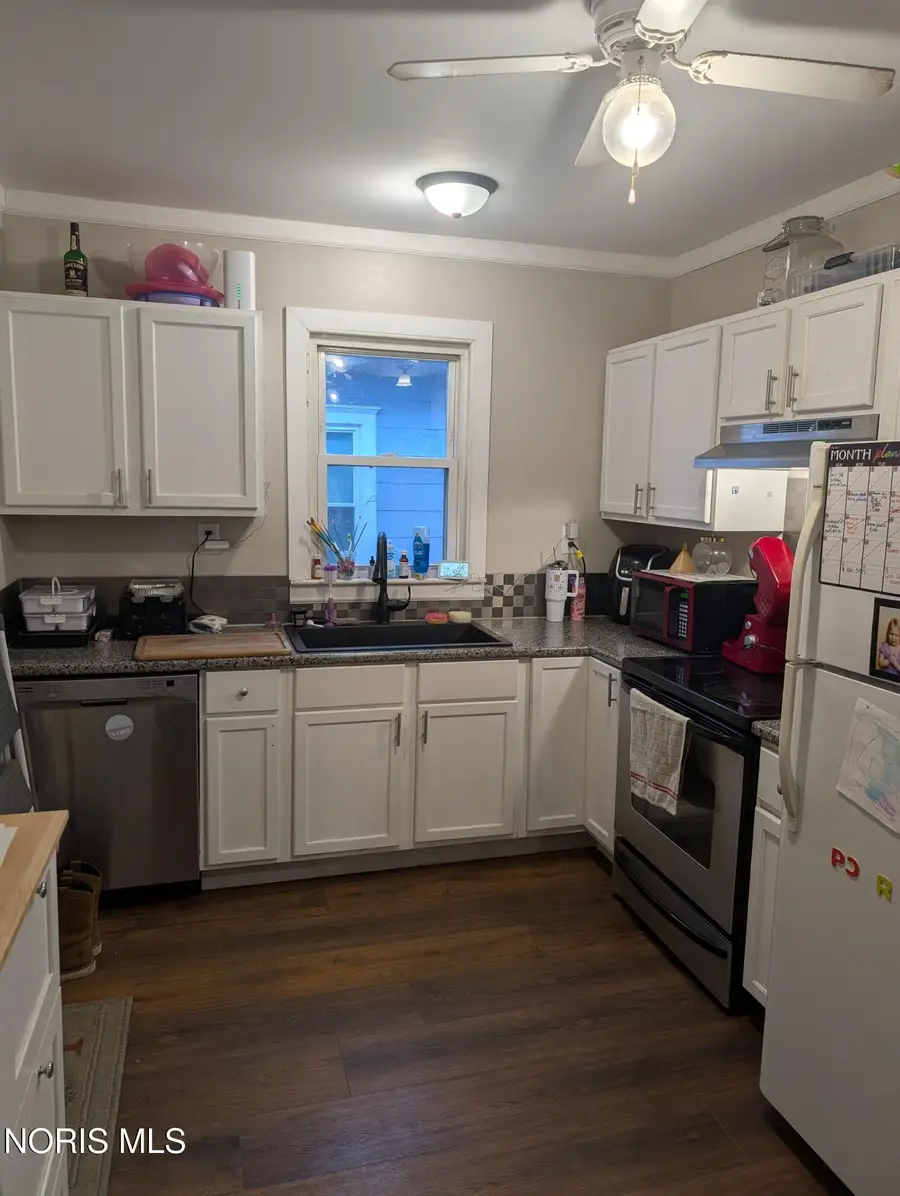 1017 Wayne Avenue, Defiance, OH 43512 - #3